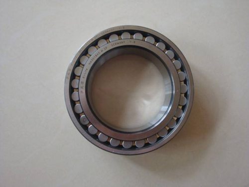 Easy-maintainable polyamide cage bearing 6204 C4